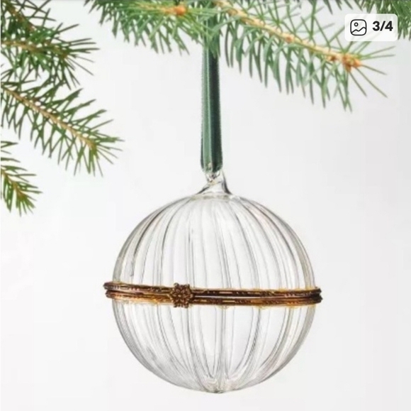 Hearth And Hand Ribbed Glass Ornaments With Hinge and Star Decor - Picture 3 of 6